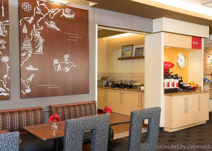 Hotel Towneplace South